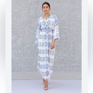 BRSY Egypt Cotton‎ Dress. White and Blue Embroidery With Synched Waist. Size 2XL